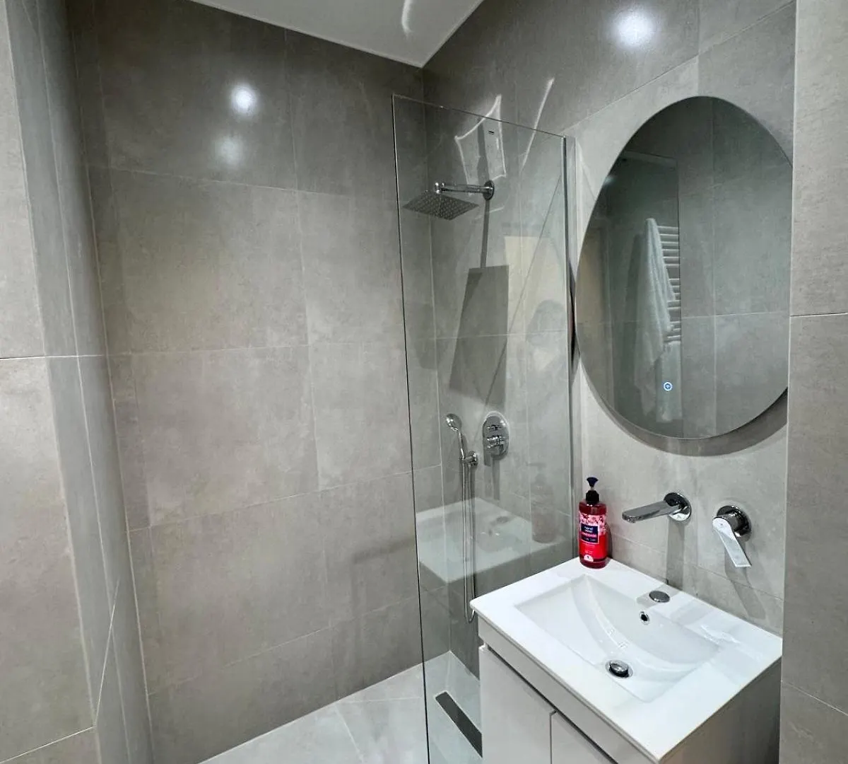 Luxe Haven Suites 1 Saloniki Apartament