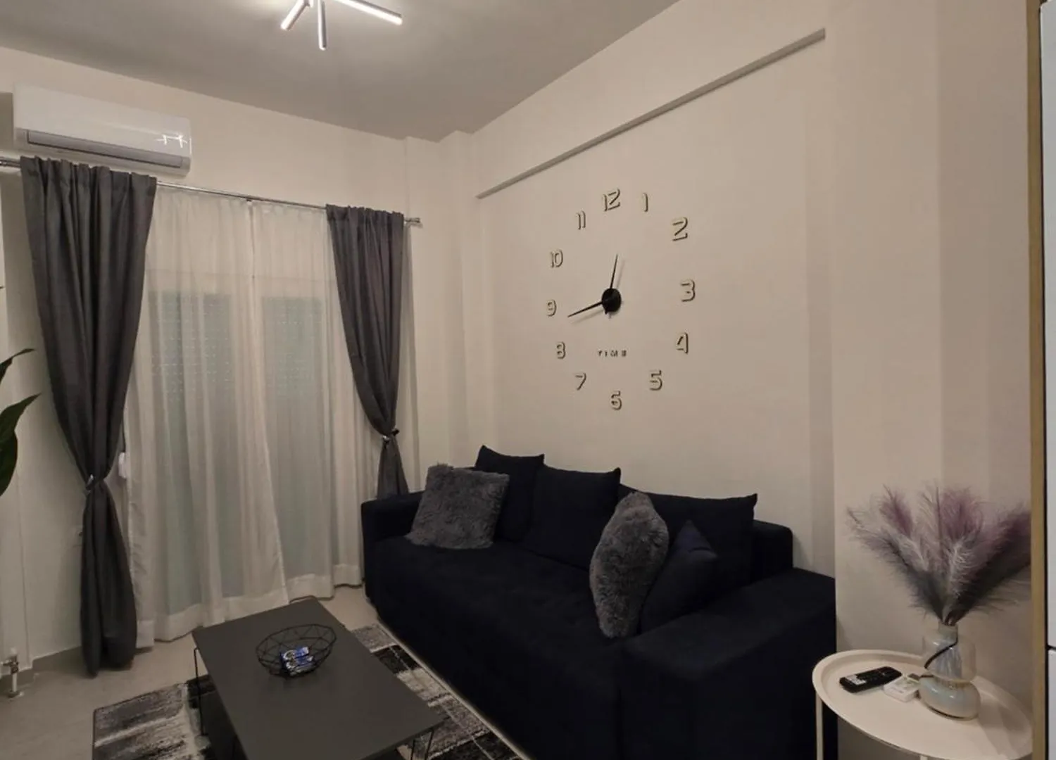 סלוניקי Luxe Haven Suites 1